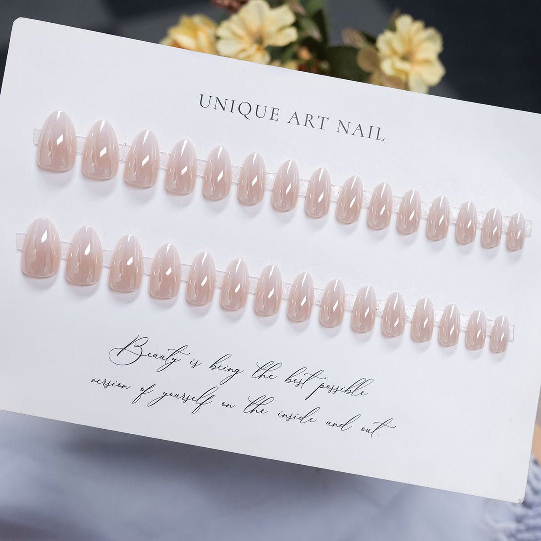 Elegant Almond-Shaped Press-On Nails  1791110648