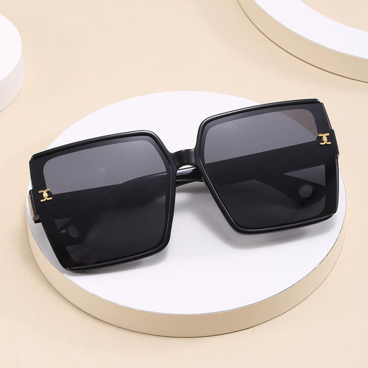 Women's fashion square sunglasses with luxurious frame Kalsten