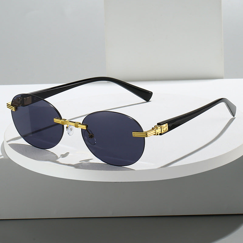Women's fashionable sunglasses with transparent frame and flexible nose pad Kalsten