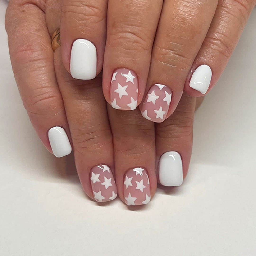 Artful Nail Art in Star Design Kalsten