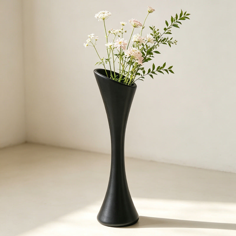 Elegant Curvy Decorative Floor Vase Kalsten