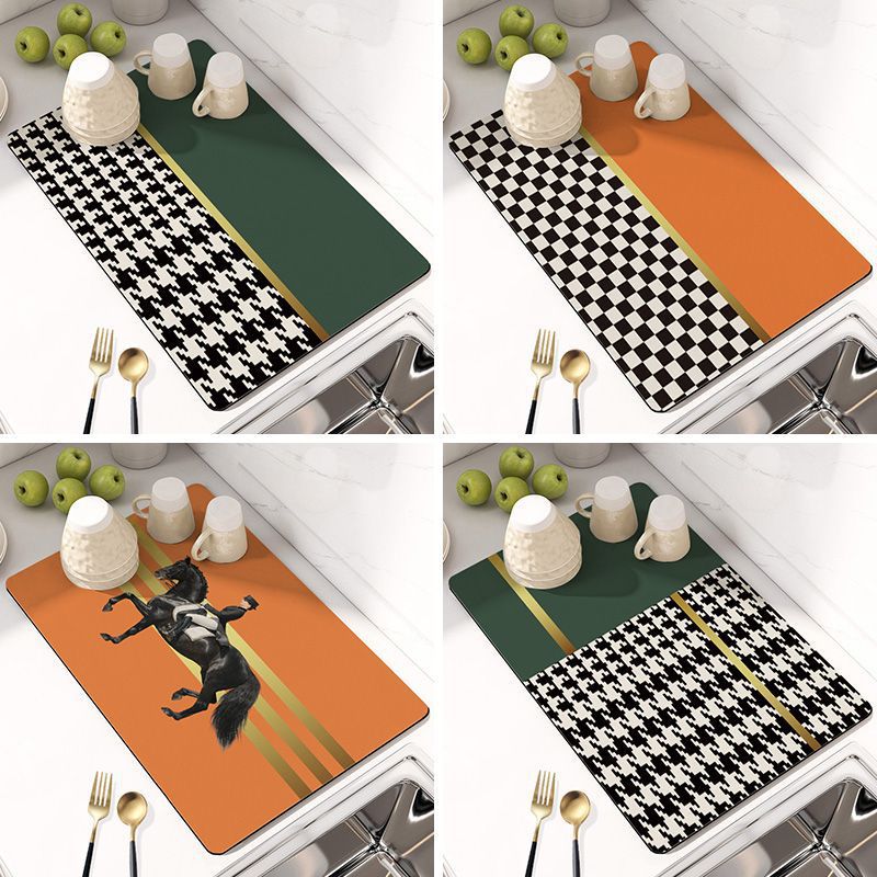 Modern Checkerboard Pattern Kitchen Mat