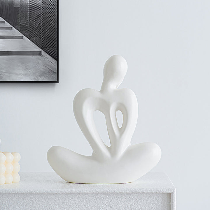Elegant Love Sculpture Kalsten