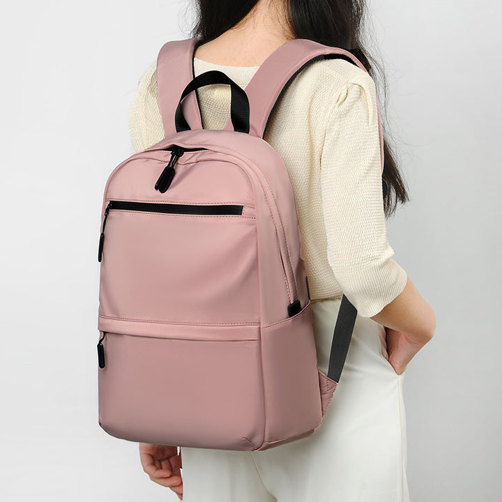 Urban backpack with intelligent compartment system and water-repellent material Kalsten