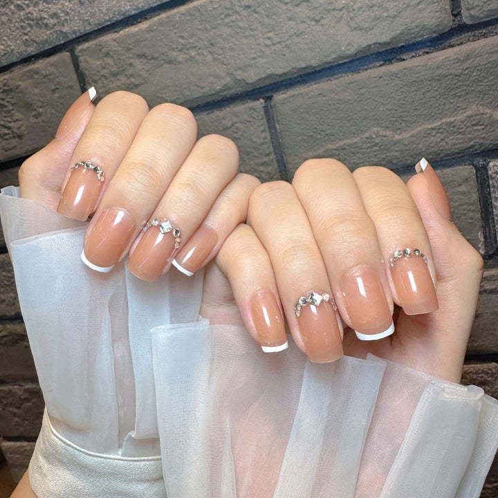 Elegant Nail Art Kalsten