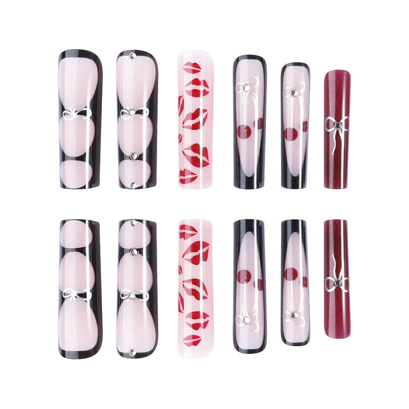 Artistic Kiss-Design Nail Set
