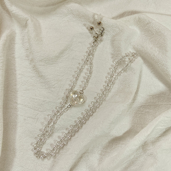 Elegant jewelry necklace with heart-shaped pendants Kalsten