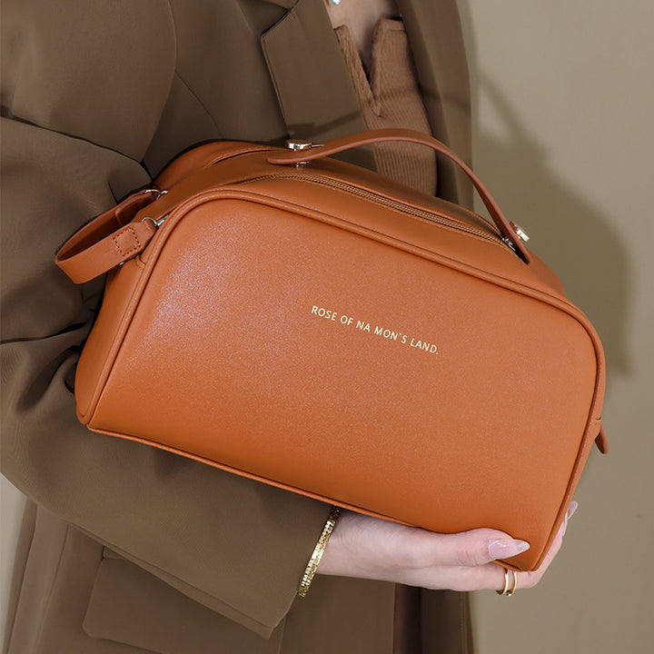 Cosmetic and Care Bag in Elegant Design with Practical Zipper Kalsten