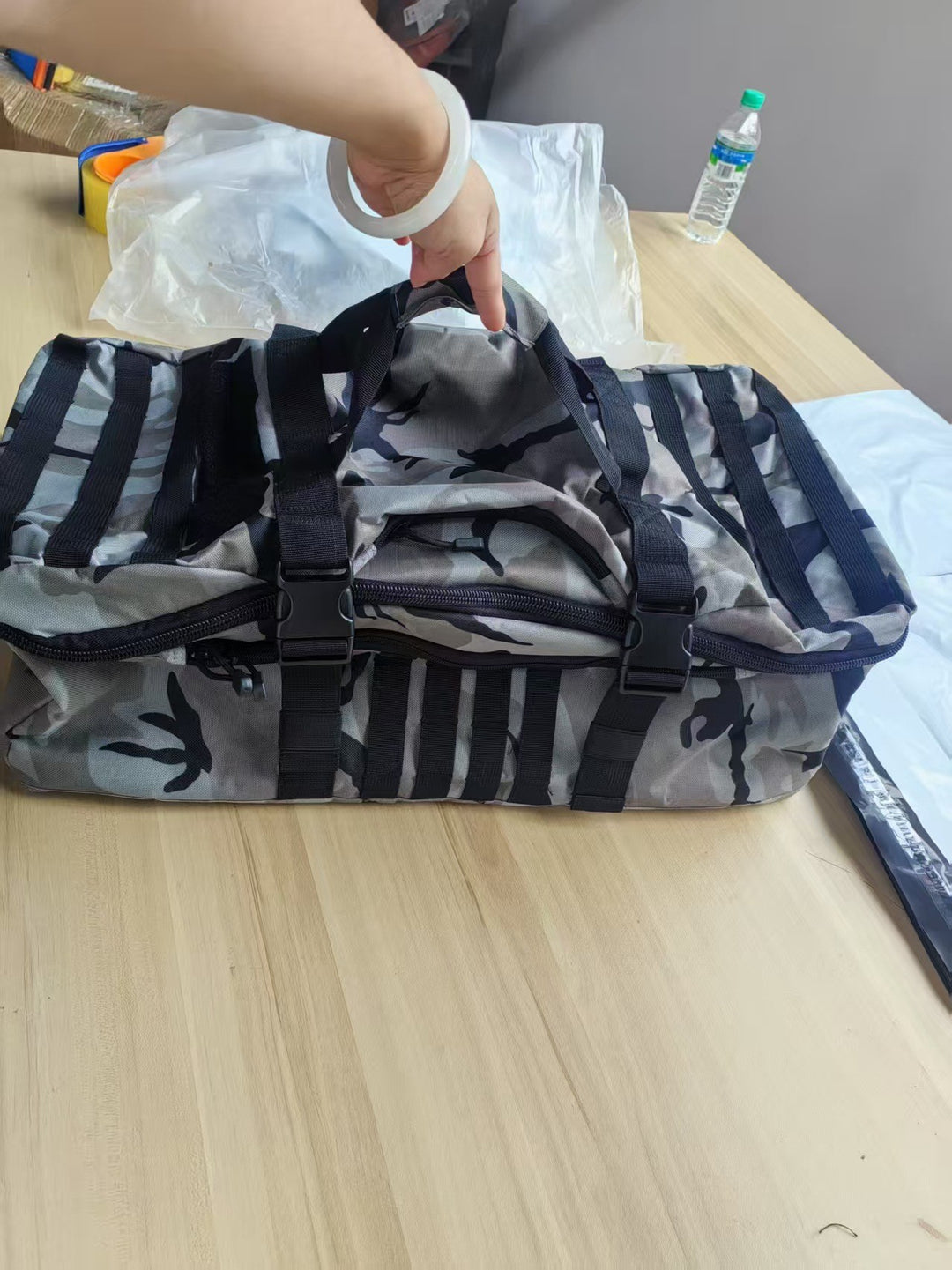 Tactical Duffel Bag with Multi-Compartment Storage Kalsten