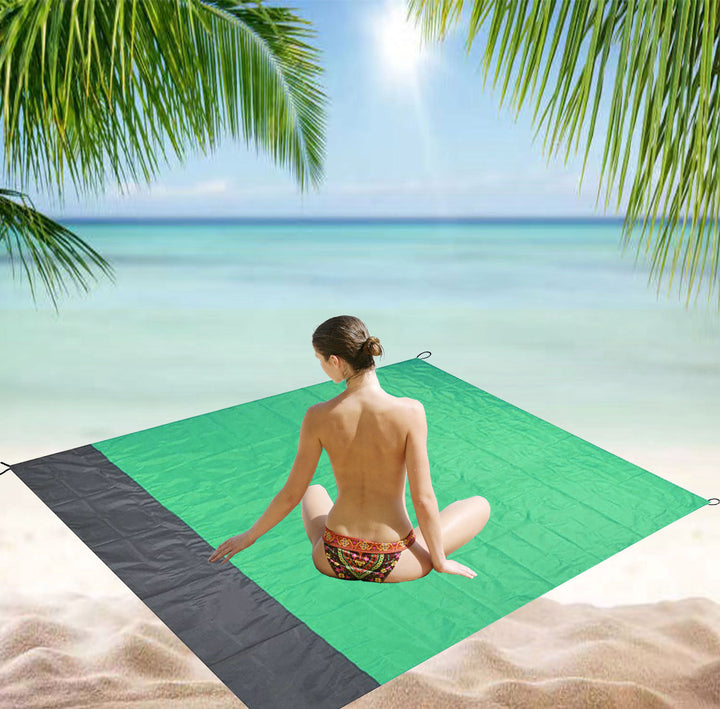WoOutdoor Waterproof Beach Blanket Kalsten