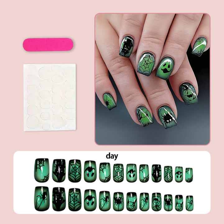 Nail art set with spooky Halloween designs and excellent wearing comfort Kalsten