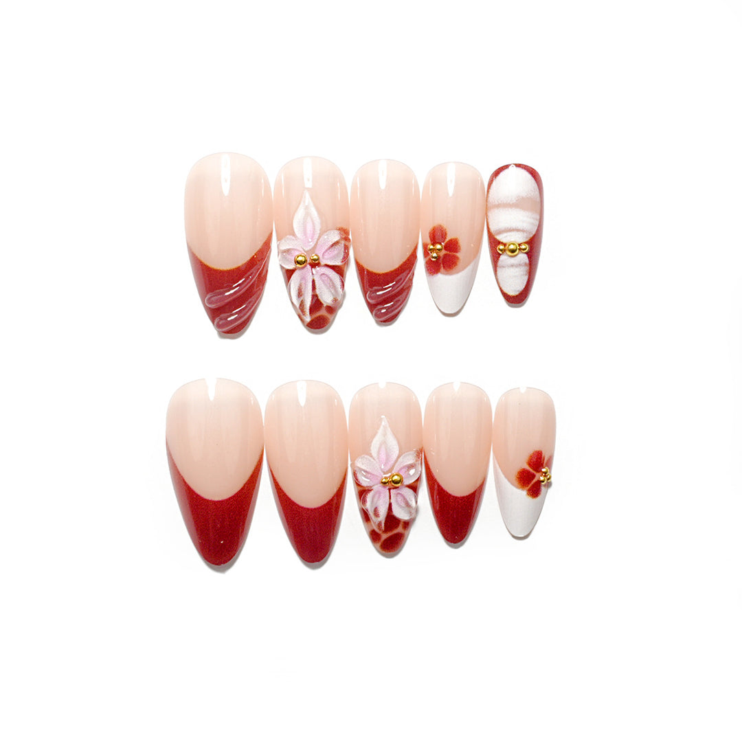 Elegant Floral Press-On Nail Set