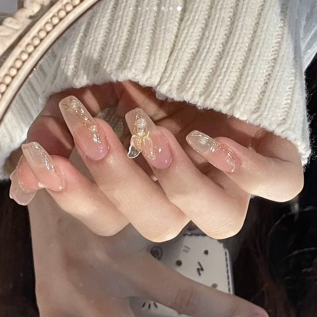 Elegant Decorative Nail Art Extensions