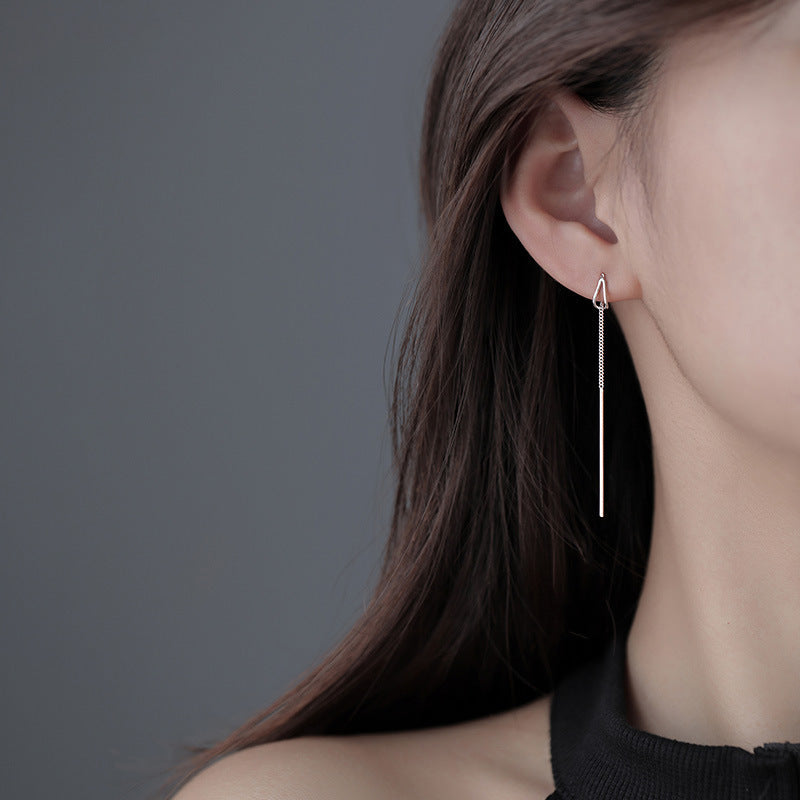 Elegant Stud Earrings in Minimalist Design Kalsten