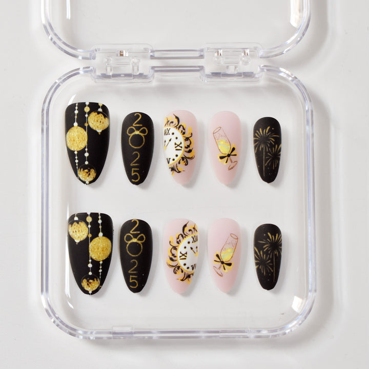 Festive New Year Themed Press-On Nail Art Kalsten