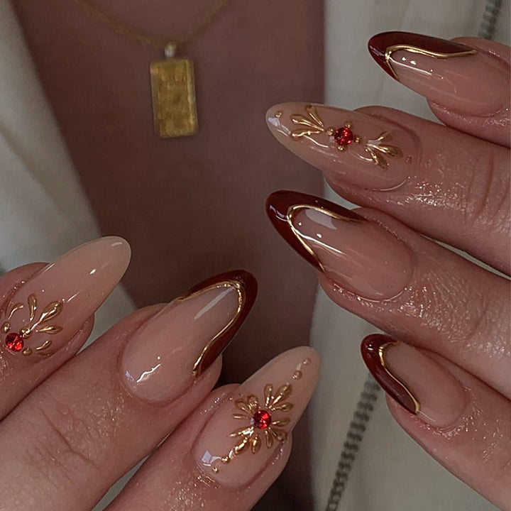 Elegant and artistic fingernails Kalsten
