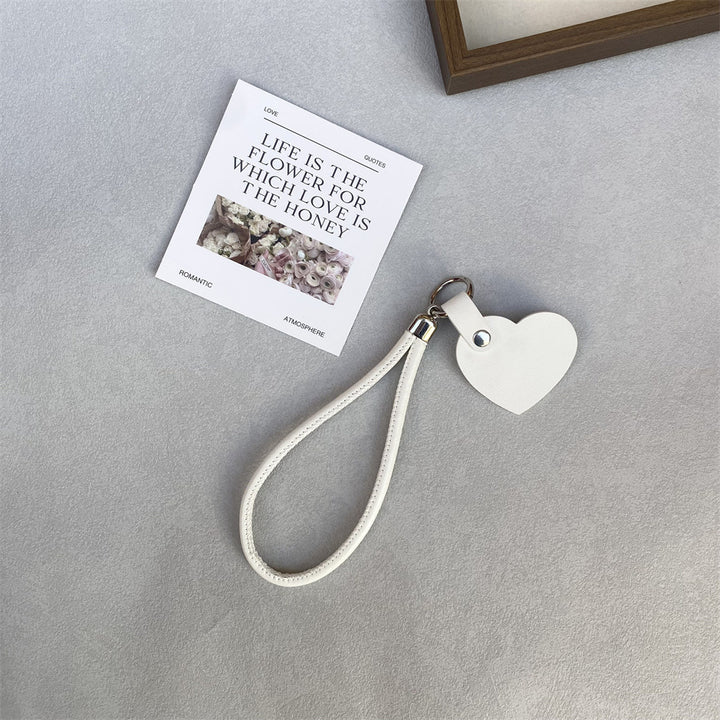 Leather Heart Keychain kalsten