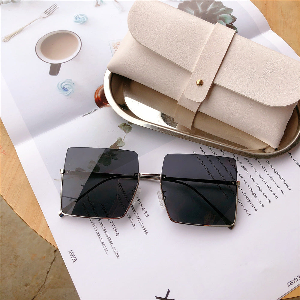 Fashionable Oversized Square Sunglasses Kalsten
