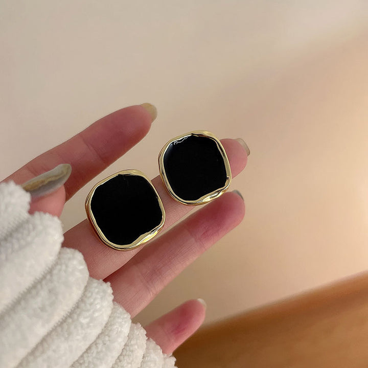 Stylish stud earrings Kalsten