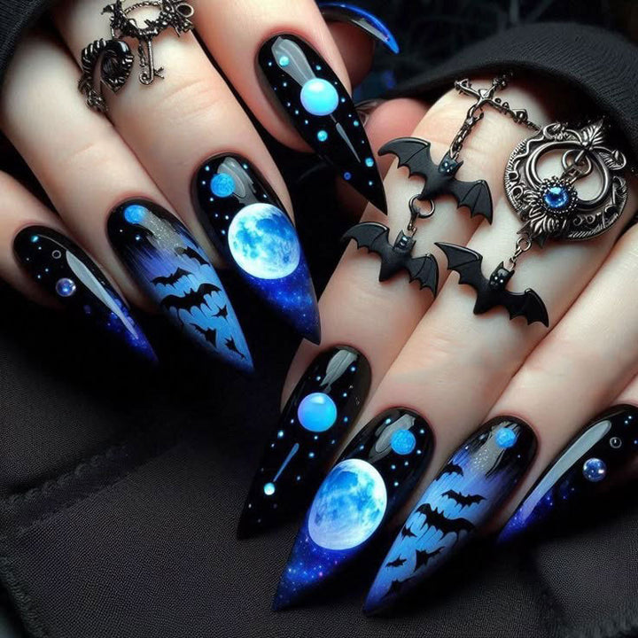 Artistic Halloween-Themed Nail Tips