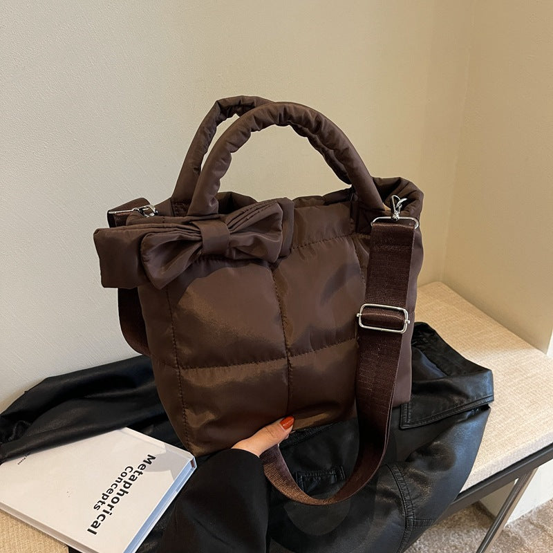 Fashionable Bow-Detail Handbag