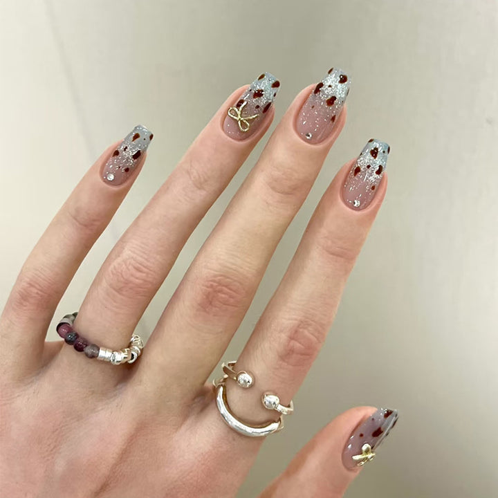 Stylish Press-On Nail Set with Elegant Floral Accents Kalsten