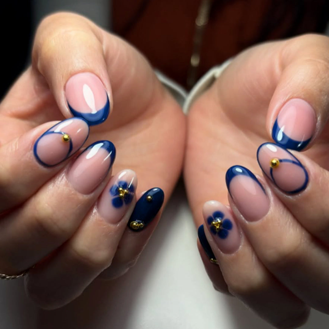 Elegant Nail Art Set
