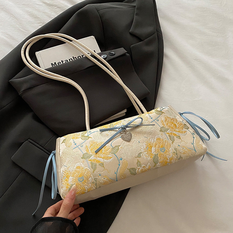 Elegant Floral Embroidered Handbag