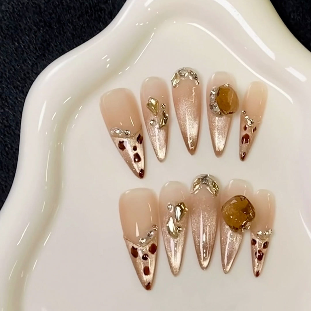 Stylish Press-On Nail Set with Artistic Leopard Design Kalsten