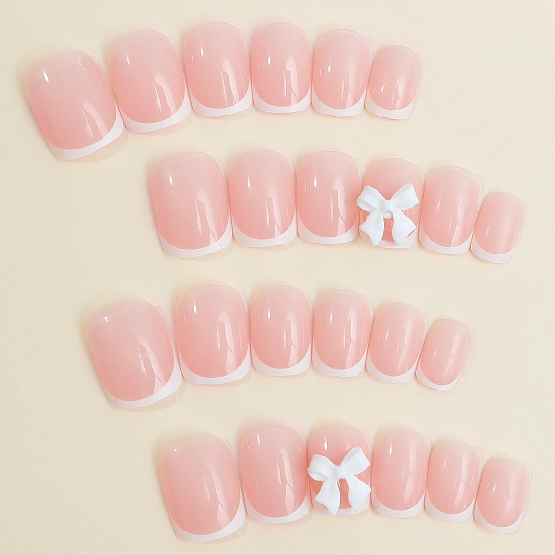 Artificial nail set with elegant and delicate accents Kalsten
