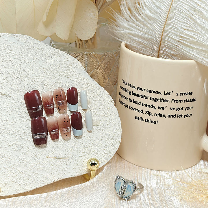 Artificial nails with elegant glitter and ombre design Kalsten