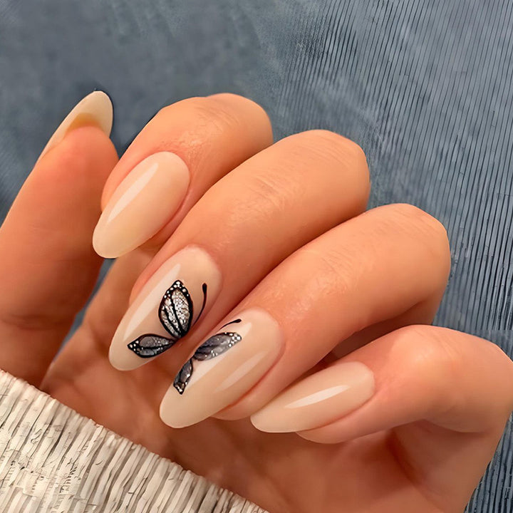Artificial nail set with delicate butterfly motifs and elegant finish Kalsten