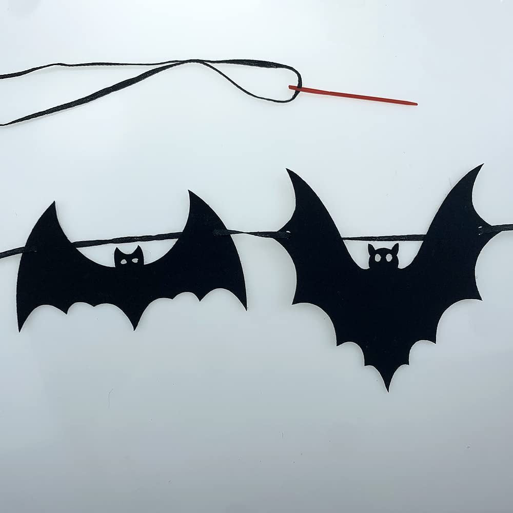 Decorative Bat Garland Kalsten