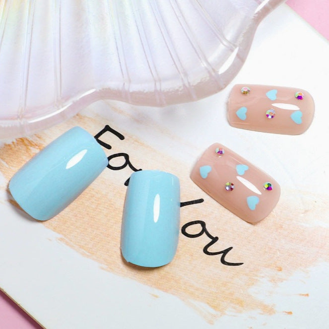 Heart-Patterned Decorative Acrylic Nail Art Kalsten