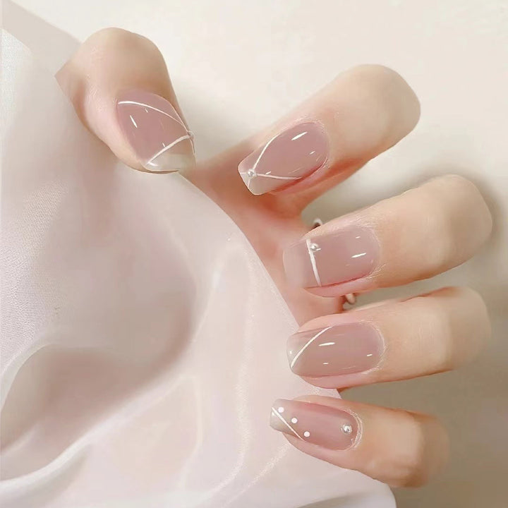 Elegant Decorative Press-On Nail Set