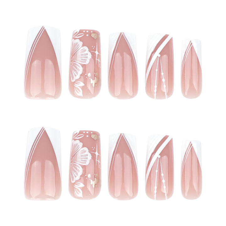 Artful Nail Art with Elegant Floral Design Kalsten