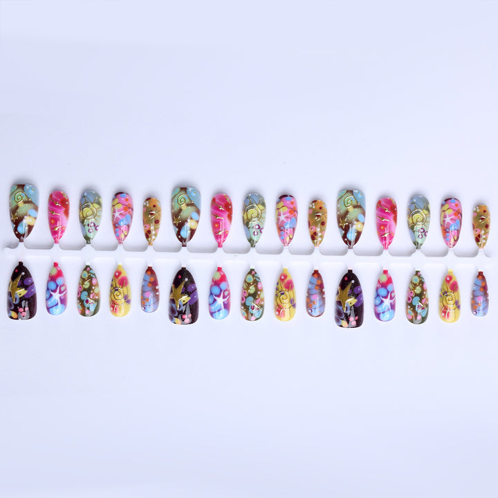 Artificial nails with handcrafted designs Kalsten