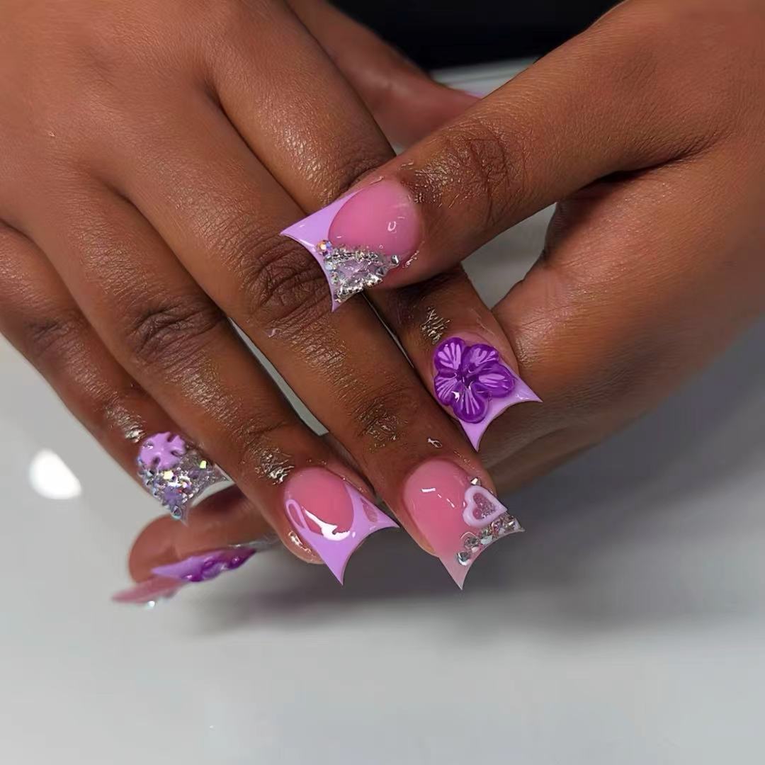 Decorative Floral Press-On Nails Kalsten
