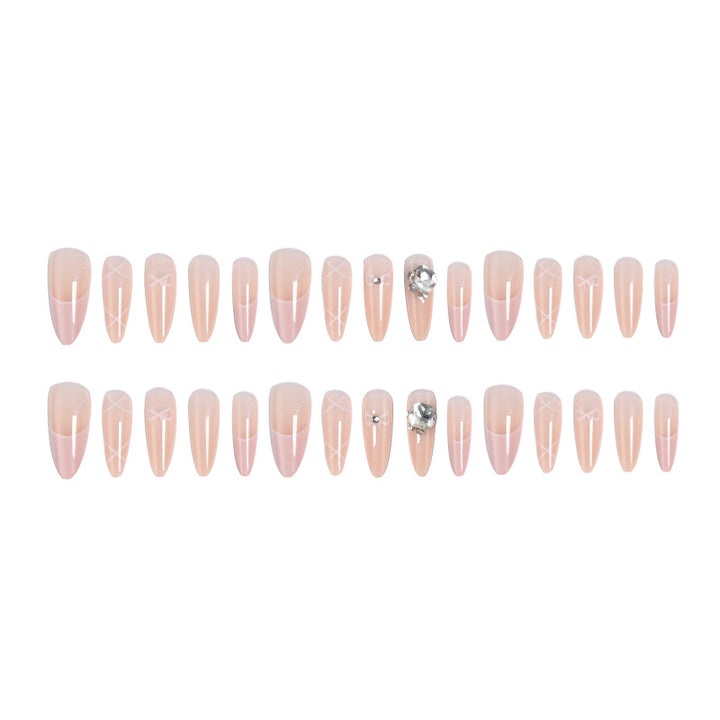 Artificial nail set with elegant design and dreamy 3D applications Kalsten