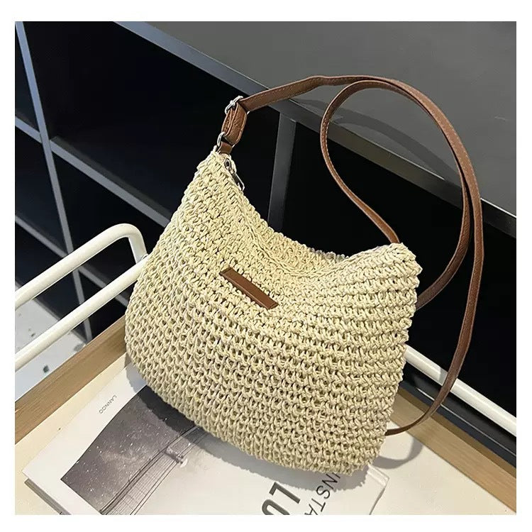 Handcrafted Embracing Shoulder Bag Kalsten