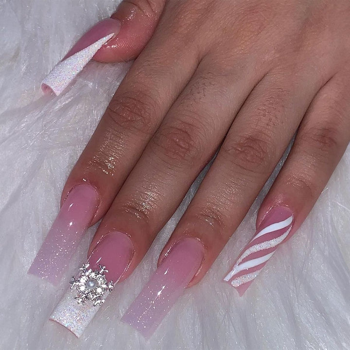 Artificial nail set with festive winter theme Kalsten