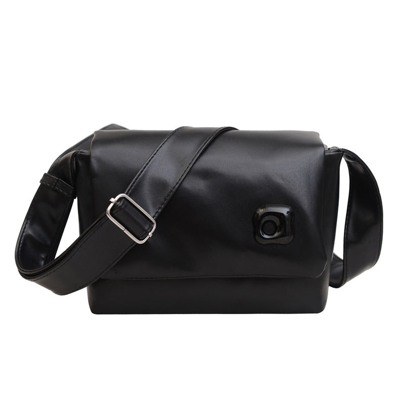 Sleek Crossbody Messenger Bag