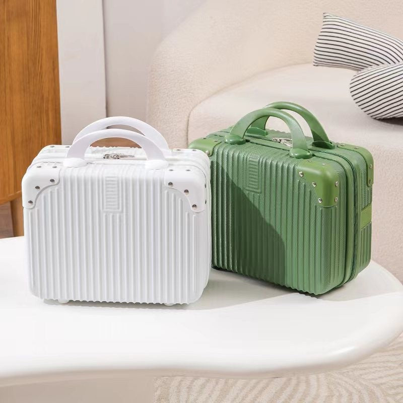 structured hard-shell travel cosmetic carry case with reinforced corner guards and ergonomic handle Kalsten