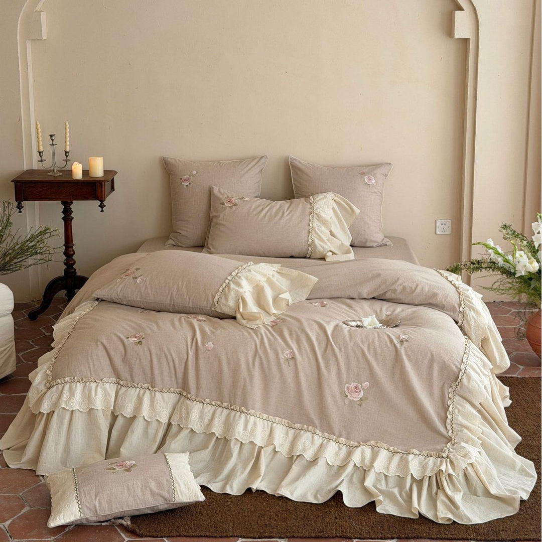 Romantic ruffled bedding set made of cotton-linen with rose embroidery and bed skirt