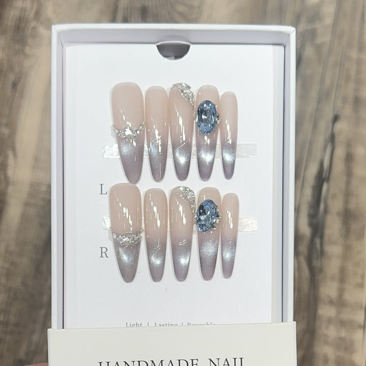 Glamorous Stiletto Press-On Nail Art Set with Rhinestone and Ombre Design Kalsten