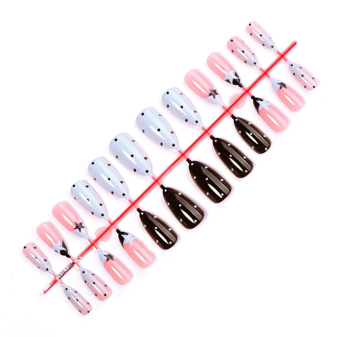 Nail art set with playful designs Kalsten