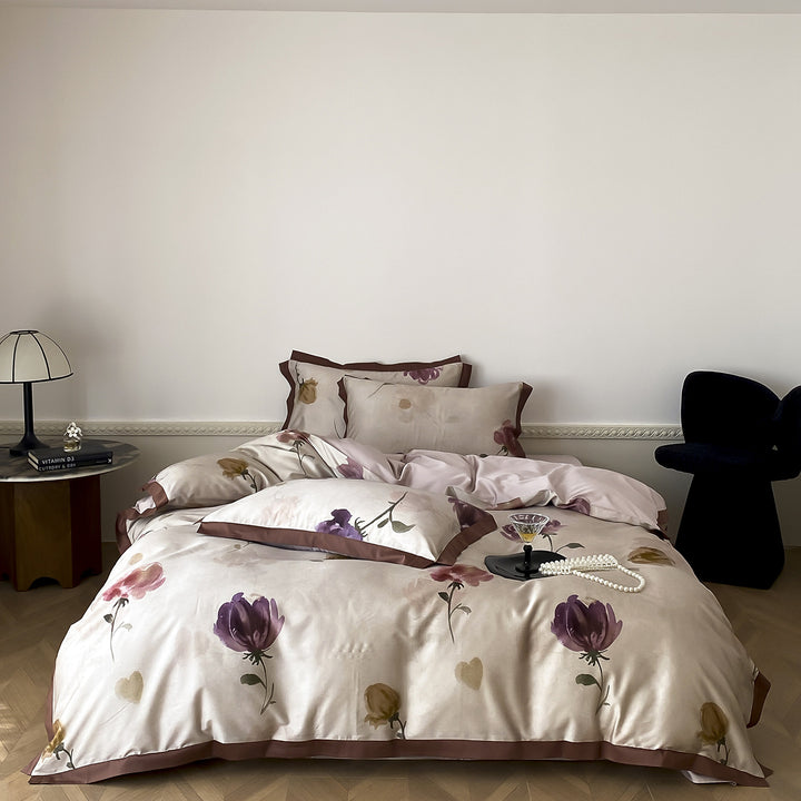 Satin bed linen set with large area watercolor flower print and fine edge piping