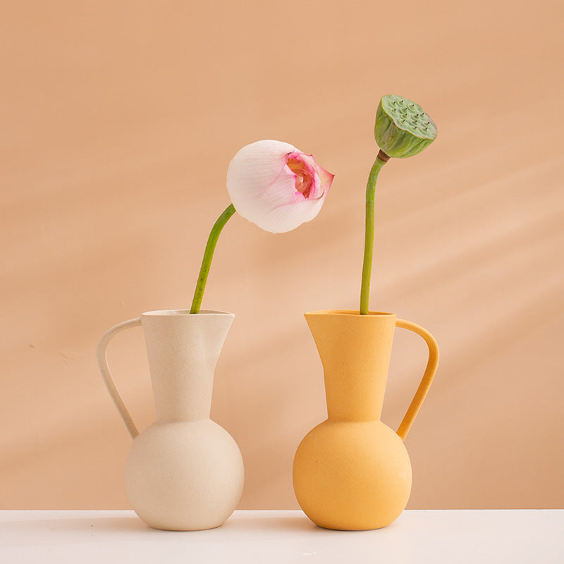 Modern Minimalist Ceramic Pitcher Kalsten