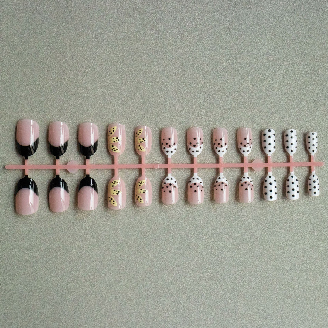 Trendy Polka Dot Nail Art Kit
