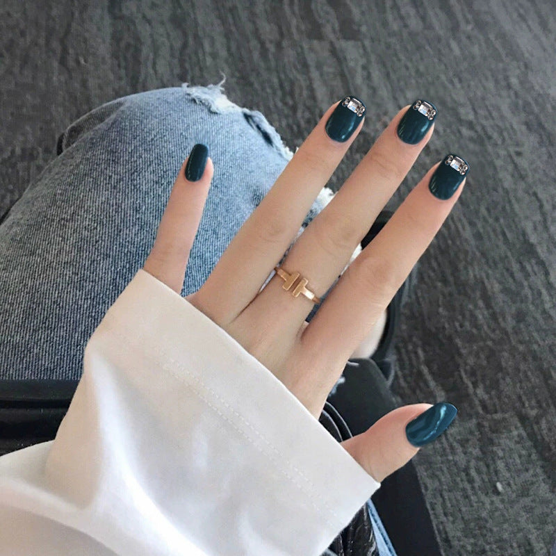 Chic Press-On Nail Tips with Rhinestone Accents